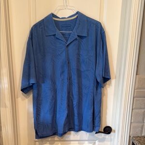 Tommy Bahama Blue Casual Button Down Shirt